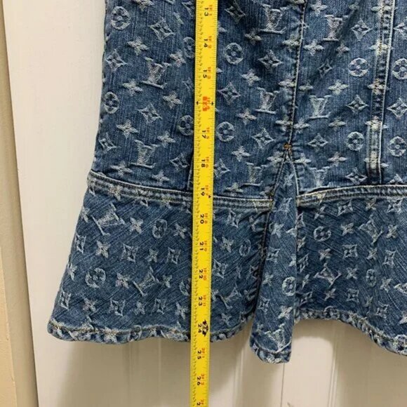 READ DESCRIPTION Louis Vuitton Denim Monogram Skirt Size 36 USED Authentic - Picture 10 of 11
